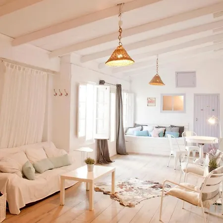 Villa Fridays Flats Alba