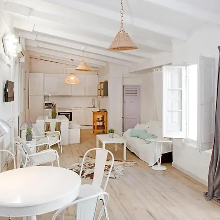 Вилла Fridays Flats Alba